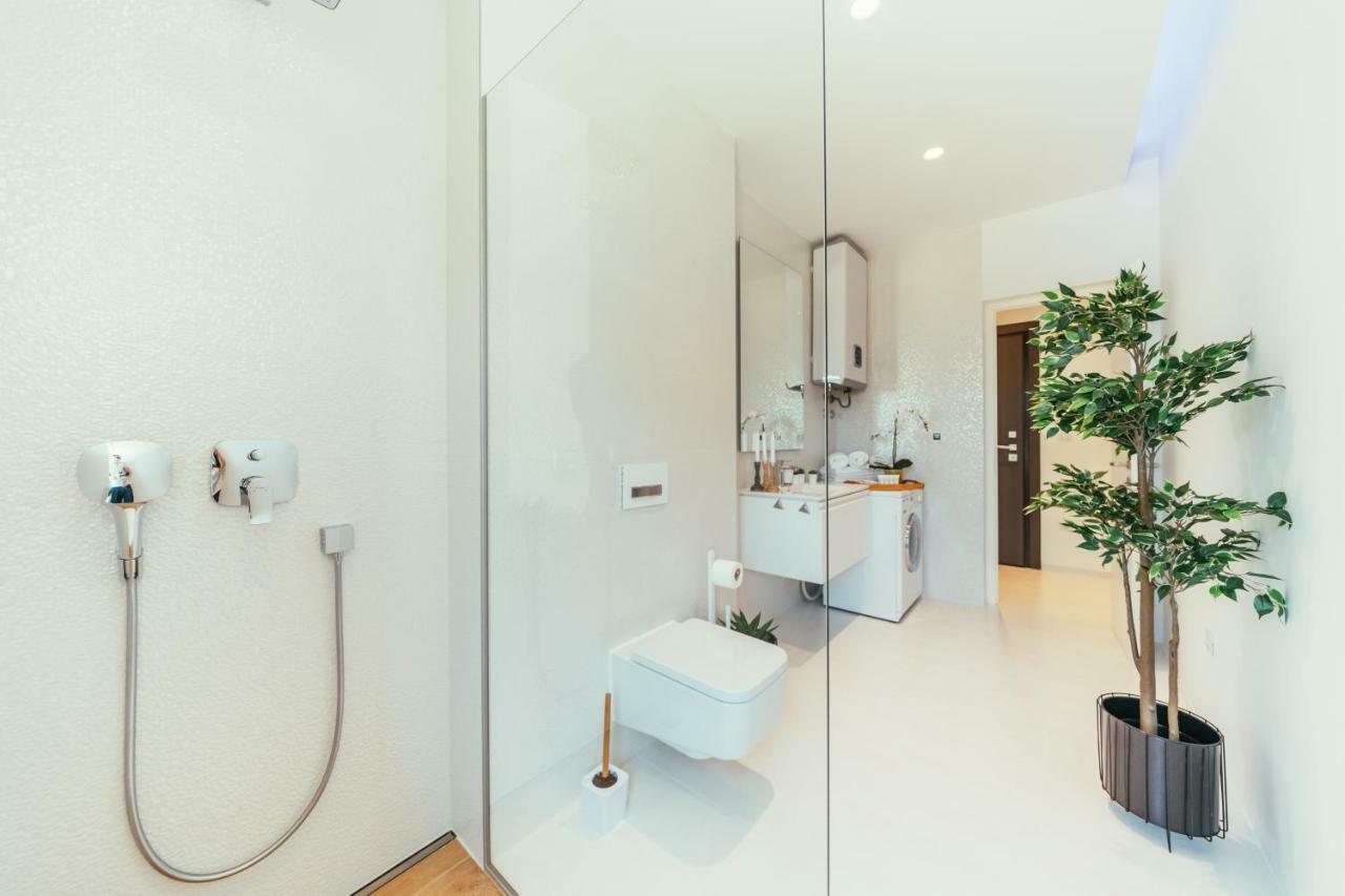 Unique Luxury Designers Apartment Right Next To The Beach Sukošan 외부 사진